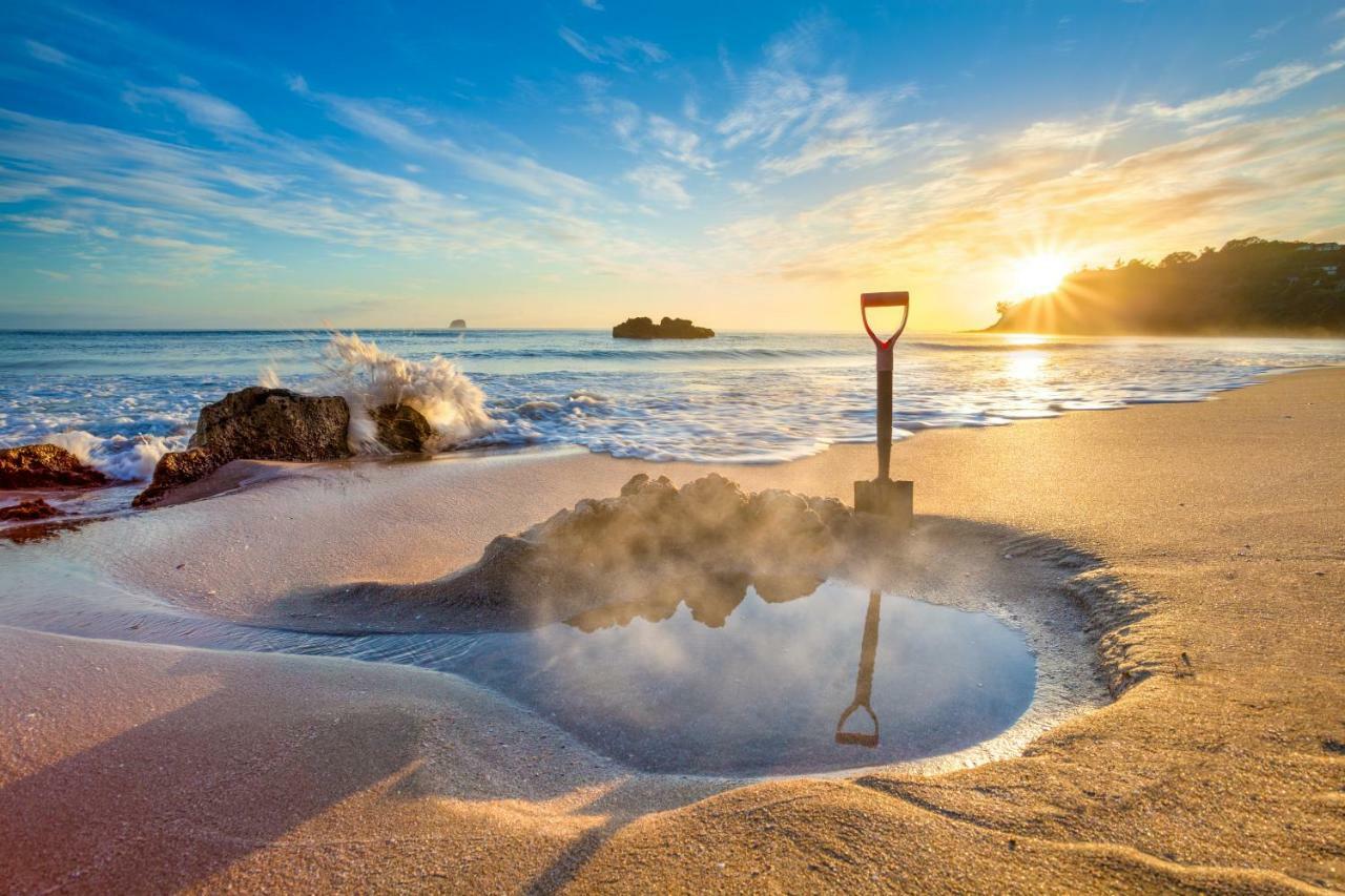 Hot Water Beach Bure Wera Hotwater Beach Bagian luar foto
